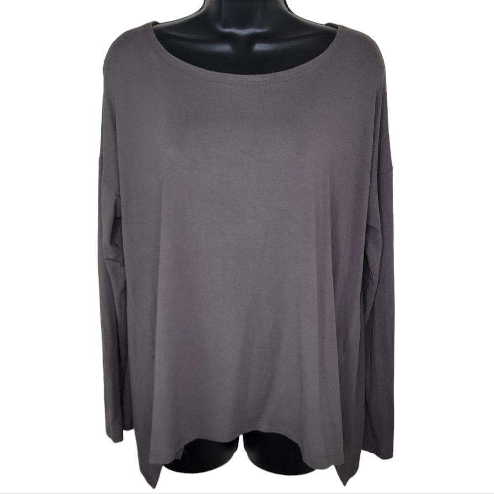 Eileen Fisher scoop neck long sleeve asymmetric hem shirt t-shirt Medium